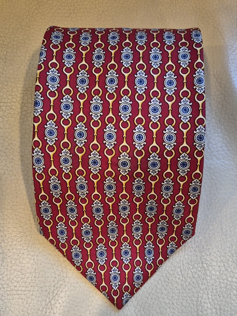 Paolo Gucci Made In Italy Silk Red Geometric Medallion  Tie